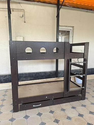 кровати двухъярусные: Двухъярусная детская кровать, ЛДСП, цвет - Коричневый — 2