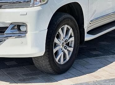 Toyota Land Cruiser: 2016 г., 4.6 л, Автомат, Бензин, Внедорожник — 10