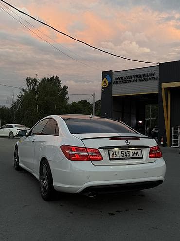 купить спортивный руль: Mercedes-Benz E-Class: 2012 г., 1.8 л, Автомат, Бензин, Купе — 3