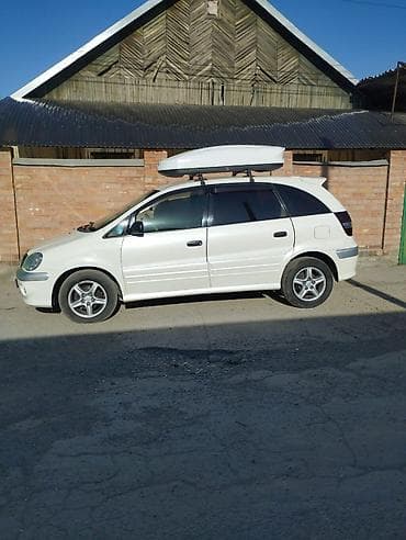 Toyota Ipsum: 2002 г., 2 л, Автомат, Бензин, Минивэн