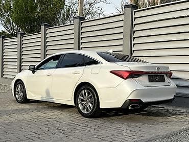 hundai gets: Toyota Avalon: 2022 г., 3.5 л, Автомат, Бензин, Седан — 4