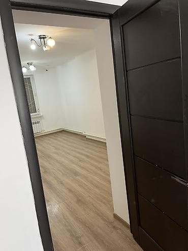 Коммерческая недвижимость: Аренда офисов, 100 м², В частном доме, 1 линия — 3
