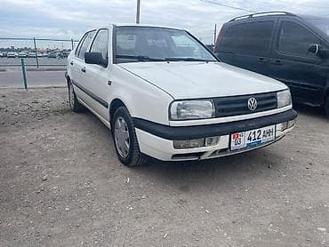 mini coper: Volkswagen Vento: 1993 г., 1.8 л, Механика, Бензин, Седан — 9