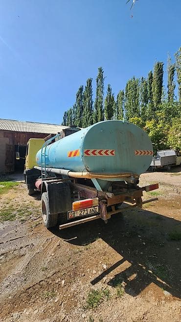кайык матор: Поливомоечная/водовозная машина на базе грузовика Mercedes-Benz — 5