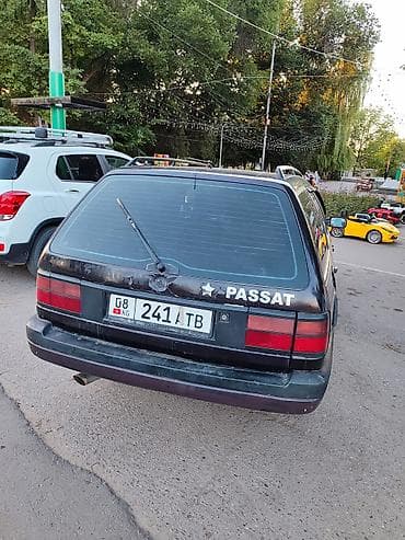 Продажа авто: Volkswagen Passat: 1991 г., 1.8 л, Механика, Бензин, Универсал — 3