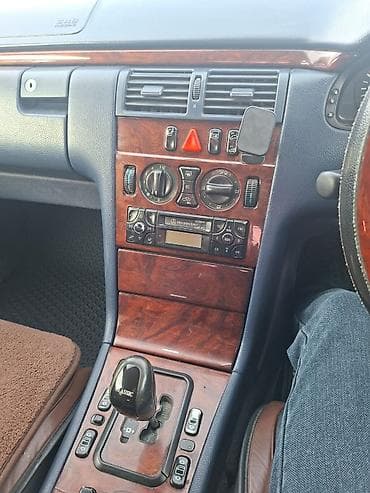 e60 m5: Mercedes-Benz E-Class: 2001 г., 2.6 л, Типтроник, Седан — 1