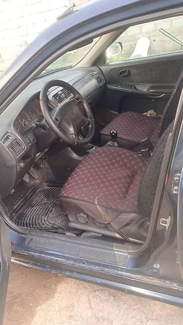 резиновые трубы: Mazda 626: 1998 г., 1.8 л, Механика, Бензин, Седан — 4