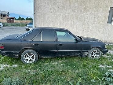Транспорт: Mercedes-Benz E-Class: 1993 г., 0.3 - engine capacity л, Автомат, Дизель — 9