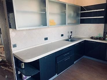 расположение кухонной мебели на кухне: Кухонный гарнитур, Б/у — 1