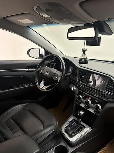 хендай аванта: Hyundai Avante: 2020 г., Седан — 9
