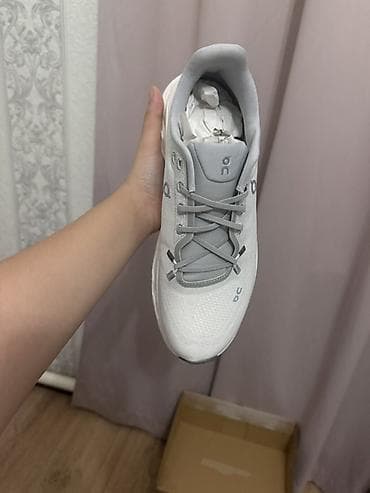 Кроссовки и спортивная обувь: Мужские кроссовки, 40, Новый, цвет - Серый — 4