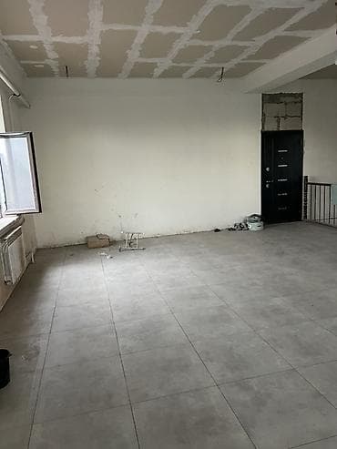 open space: Сдаётся помещение в Аламедин–1, на втором и третьем этаже 40кв м2, и — 1
