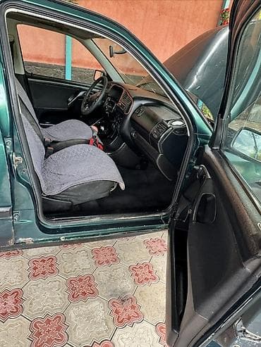 гольф карт: Volkswagen Golf: 1997 г., 1.6 л, Механика, Бензин, Хэтчбэк — 6