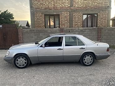 mers e124: Mercedes-Benz W124: 1993 г., 2.2 л, Механика, Бензин, Седан — 2