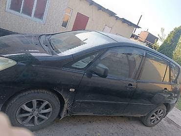 transporter multivan: Toyota Corolla Verso: 2001 г., 1.6 л, Механика, Бензин, Хэтчбэк — 4