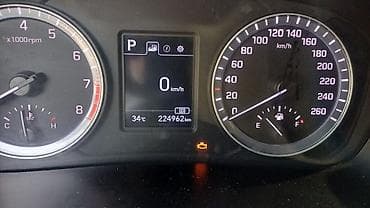 соната оранжевая: Hyundai Sonata: 2018 г., Автомат, Бензин, Седан — 5