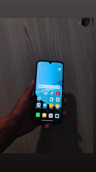 телевизор ч б: Redmi, Redmi 15C, Б/у, 128 ГБ, цвет - Черный, 1 SIM, 2 SIM — 2
