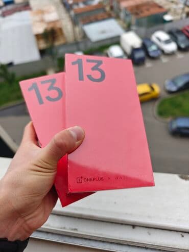 блекберри телефон цена: OnePlus 13, Новый, 256 ГБ, цвет - Черный, 2 SIM, eSIM — 2