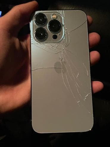 iohone 8: IPhone 13 Pro, Серебристый — 3