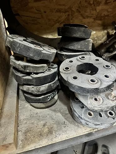 муфта: Эластичная муфта Mercedes-Benz Б/у, Оригинал, Германия — 1