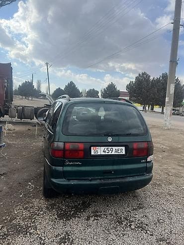 транс: Volkswagen Sharan: 1996 г., Бензин, Минивэн — 6