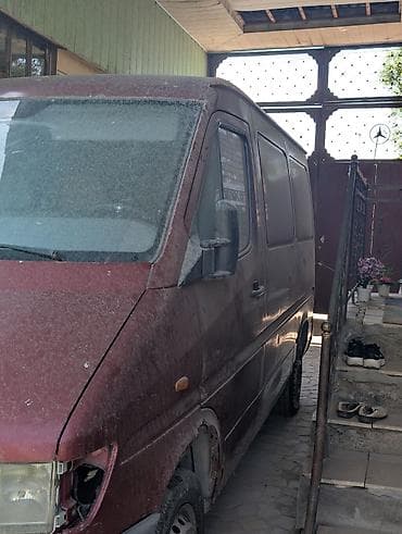 byd e2 2024: Грузовик, Mercedes-Benz, Стандарт — 5