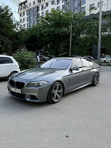 camry 2010: BMW 5 series: 2010 г., 3.5 л, Автомат, Бензин, Седан — 4