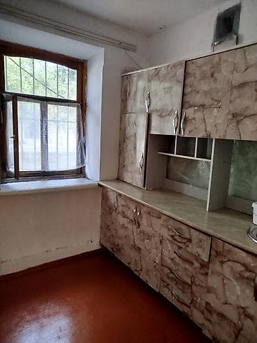 сдаю ком: 2 комнаты, 49 м², Хрущевка, 1 этаж, Косметический ремонт — 3