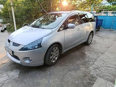Mitsubishi Grandis: 2006 г., Минивэн — 5