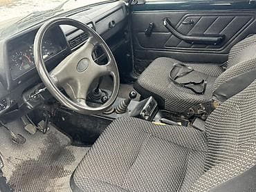 ВАЗ (ЛАДА): ВАЗ (ЛАДА) 4x4 Нива: 2010 г., 1.7 л, Механика, Бензин, Внедорожник — 6