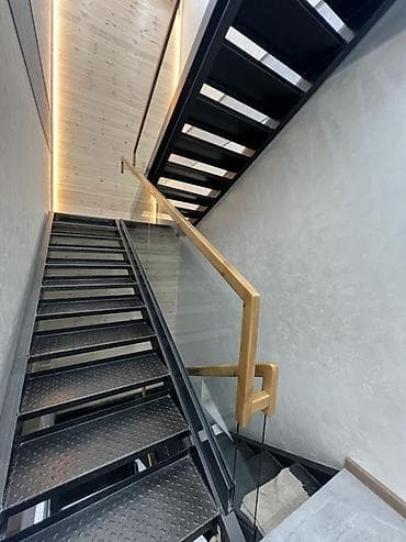 Оңдоп-түзөө жана курулуш: Каптал тосмолорун жасоо Материалы: Айнек, Жеке менчик үй үчүн — 2