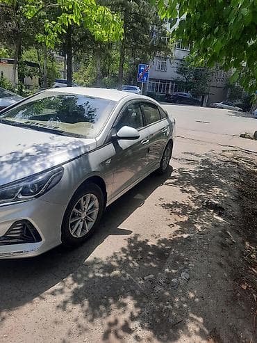 byd e2 2022: Hyundai Sonata: 2022 г., Автомат, Седан — 2