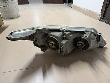 Автозапчасти: Передняя левая фара Toyota — 4