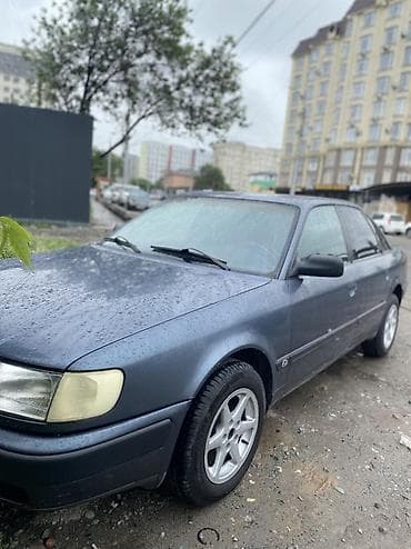 Audi: Audi 100: 1991 г., 2 л, Кол менен иштөөчү, Бензин, Седан — 4