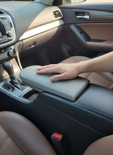 купить чехлы на гольф 4: Подлокотник Volkswagen, Новый — 1