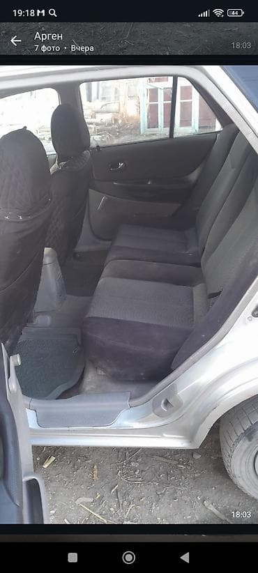 Mazda Familia: 2003 г., Ручные, Дизель, Седан — 4