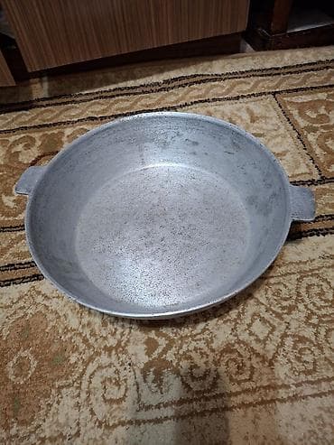 Продаю сковороду, СССР, 4 литра. Состояние отличное