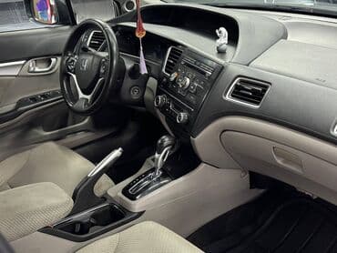 купить авто в рассрочку без первоначального взноса без банка: Honda Civic: 2013 г., 1.5 л, Автомат, Гибрид, Седан — 9