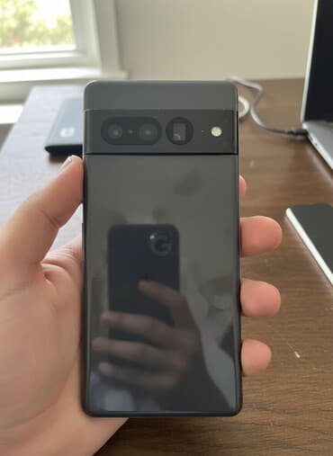 купить правый наушник airpods 2 бу: Google Pixel 7 Pro, 128 ГБ, цвет - Черный, 1 SIM, 2 SIM — 1