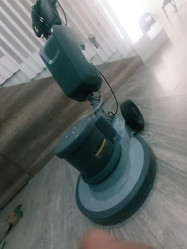 керам: Однодисковая поломоечная машина Kärcher Professional Профессиональная — 1