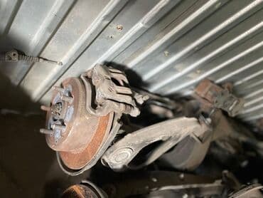 средний кузов двух скат: Toyota Crown Athlete,Crown Majesta, Mark 2 100 кузов, Subaru Legacy B4 — 12