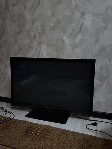 мониторы loc: Продаю телевизор LG. Диагональ 110 см. Состояние отличное. Цена 6000 — 1