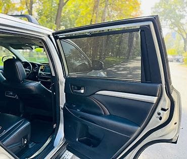 prius v: Toyota Highlander: 2018 г., 3.5 л, Автомат, Бензин, Кроссовер — 3