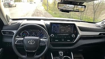 электро внедорожники: Toyota Highlander: 2021 г., 2.5 л, Автомат, Гибрид, Кроссовер — 8