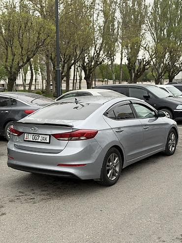 Hyundai Elantra: 2016 г., 2 л, Автомат, Бензин, Седан — 3
