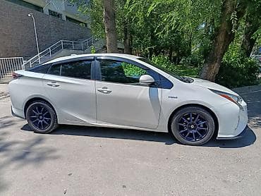 prius 50: Toyota Prius: 2018 г., 1.8 л, Вариатор, Гибрид, Лифтбек — 2