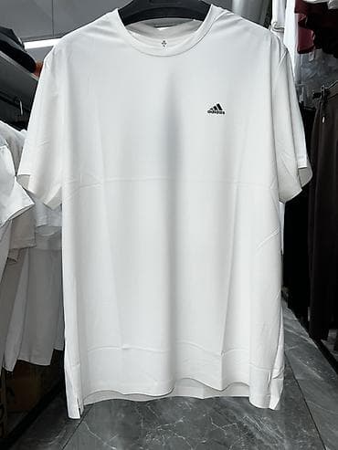 Белая мужская футболка Adidas. скидка 800 есть цвета размеры l m xl