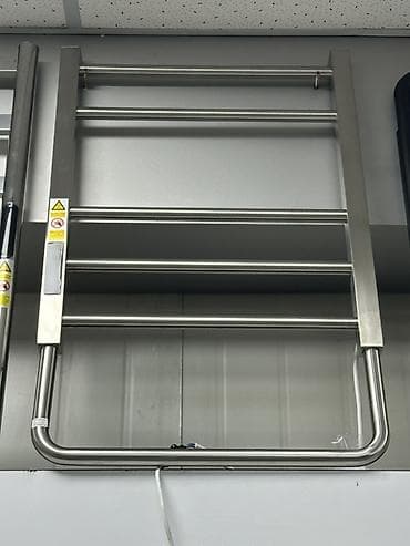 Электрический полотенцесушитель (лестничного типа), настенный. -