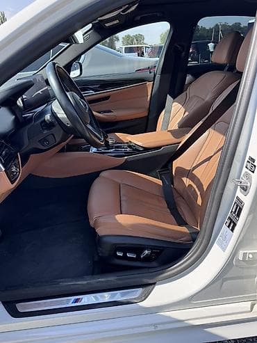 geely e5: BMW 520: 2020 г., 2 л, Автомат, Бензин, Седан — 7