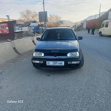 bmw е: Volkswagen Golf: 1992 г., Хэтчбэк — 2